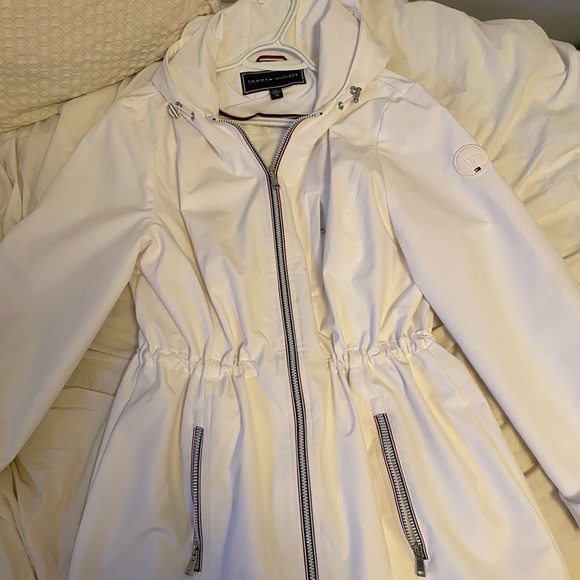 Tommy H Rain Jacket - Picture 1 of 3